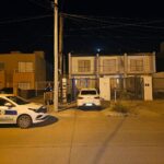 Robo de pertenencias en Puerto Madryn: sustraen cartera con documentación oficial del interior de un vehículo